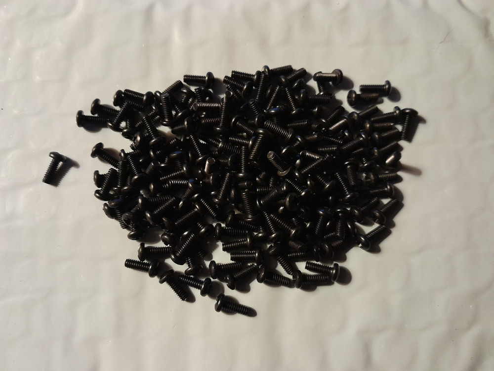 #2-56 x 1/4″ PAN HEAD PHILLIPS MACHINE SCREWS BLACK OXIDE STEEL (SEL QTY)