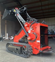 AGT LRT23 1 Ton Mini Skid Steer Loader 23HP Rato Engine / NEW