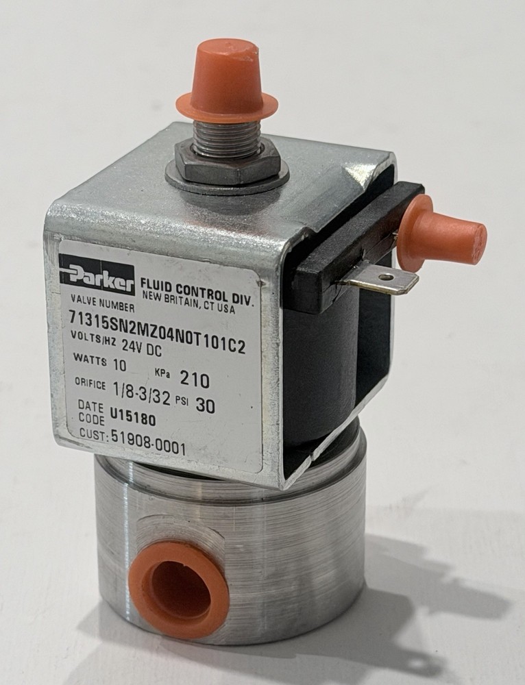 Parker Fluid Control Div Solenoid Valve 3-Way 24V 155-10W 1/8-3/32 30PSI 71215SN