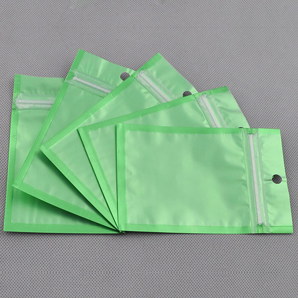 100 Translucent/Green/Silver QuickQlick™ Zip Seal Lock Bags w/ Round Hang Hole