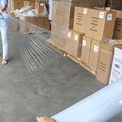4 Pack Industrial Clear Stretch Wrap Film with Plastic Handle 18″ 1200ft 72Ga…