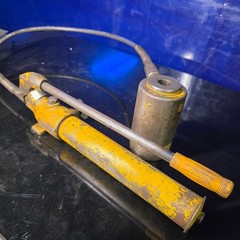Enerpac P-39 Hydraulic Hand Pump & Cylinder Ram | 10,000 PSI 700 BAR | Works