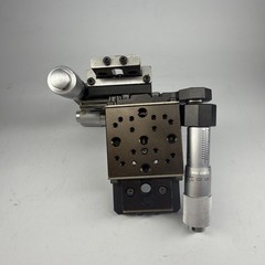 Precision Manual XYZ Micro Positioning Stage Micrometer Driven Optical Stage