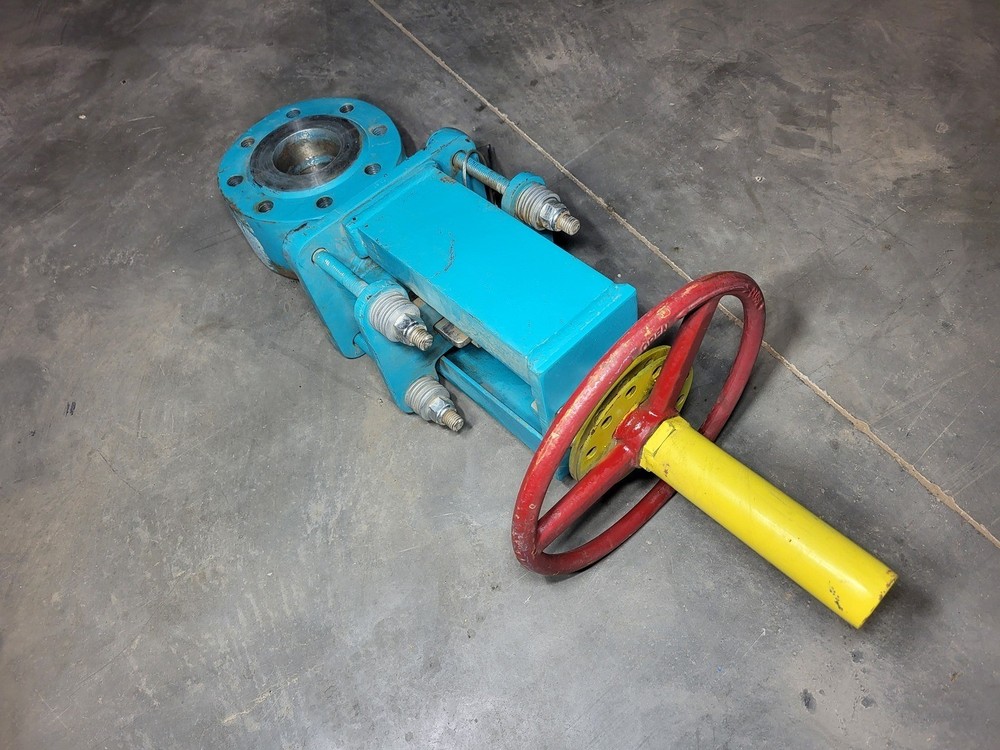 GENTLY USED ENDURANCE VALVE FV-3-740-300RF-R-CS-SS/HNBR-304-HW-X 3″ Knife Gate