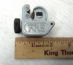 General Tubing Cutter 1/4″-1-1/2″ & Ridgid Close Quarters Cutter 1/8″-5/8″