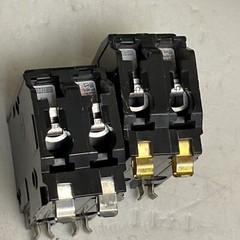 Square D QO240 40 Amp 2 Pole Yellow “D” QO Plug-in Circuit Breaker 120/240 USED