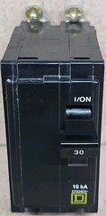 Square D QOB230 Circuit Breaker 30 Amp 2 Pole 10 AIC 120/240 VAC Type QOB W#