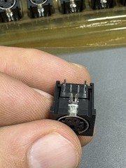 Lot of 100 Mini-DIN 8 Pin Female Panel Mount Connectors PCB Through Hole Socket