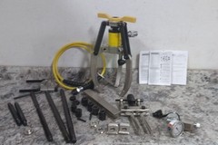 Enerpac LGHMS310 3 Jaw 5 Ton Capacity Hydraulic Puller Set w/out Pump