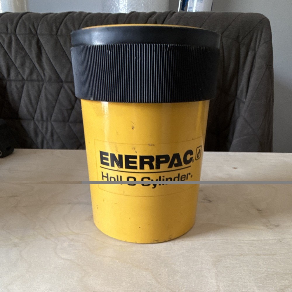 Enerpac RCH-302 Hollow Plunger Single-Acting Cylinder 30 ton