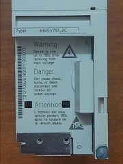 Lenze 8200 Vector frequency inverter 0.75 Kw. -Type: E82EV751K2C – New & Tested