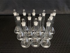 (12) PYREX Glass Class A 100mL TC Volumetric Flask w/ #13 Stopper 5640 5680