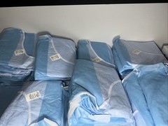 Boston scientific EndoArmor Surgical gown level 3 One size fits most Lot Of 33