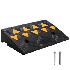 Rubber Curb Ramp 4.25in Rise, 11.8in W x 19.7in L, 33069lb Capacity