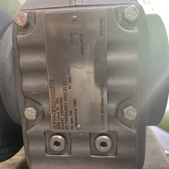 SEW-EURODRIVE KAF47 DRN80M4 1751/166 RPM 3PH 230/460 V 3.1/1.56 A Gearmotor