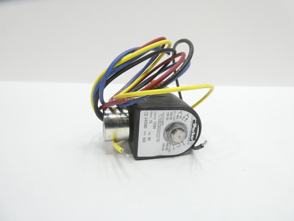 Parker 7121KBN2SV00N0CZ01R8 Direct Acting Solenoid Valve 2 Way 1/4in Npt