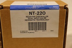New Johnson Controls NT-220 Dual Input Receiver Controller Direct Acting DA RR