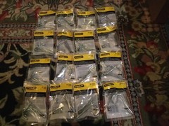 Hanger hook WIRE COAT & HAT HOOKS loose lot OF 32 PCS STANLEY 57-7325 SP7083