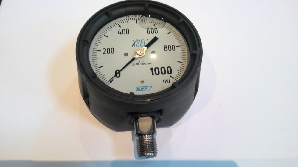 New Wika Pressure Gauge 0-1000 psi pn# 9834074 type 233.34 4.5