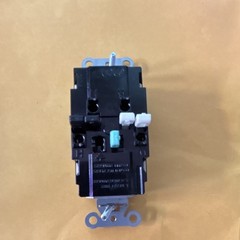 Hubbell DR20STGY Gray Duplex Receptacle 20A 125V Commercial Screwless (10)