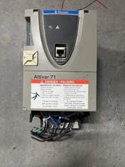 Telemecanique Altivar 71 ATV71HU15N4 Variable Speed Drive 3-Phase 2HP