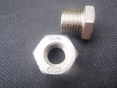2 pack STAINLESS STEEL BUSHING REDUCER 1/2″ x 1/4″ NPT PIPE BS-050-025