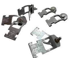 B-LINE 1-1/4″ PIPE CLAMPS, BOLT AND SCREW COMES WITH, CARBON STEEL, LOT OF 5