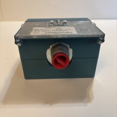 NEW HONEYWELL P7810C-1018 Pressuretrol 120 VAC 150 psi S/W Rev. 1.3.0 Build 78
