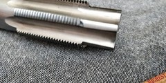 1-1/2″-12 NF tap with pilot WITH PILOT COMRAC