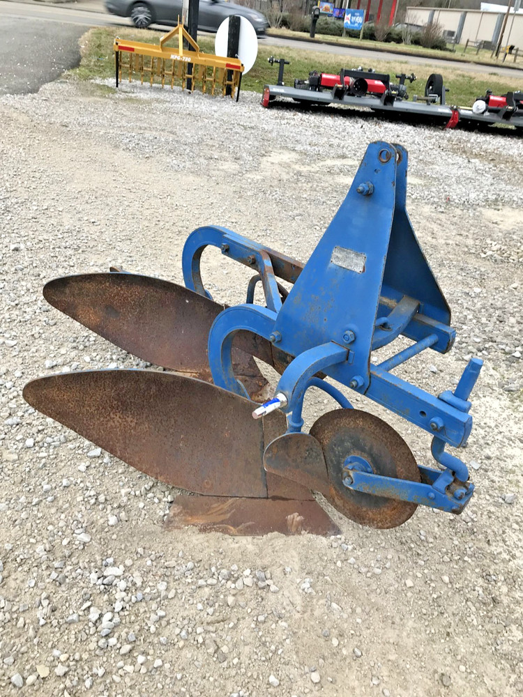 Used Ford Plow 2-14″ with coulters —3 Pt. FREE 1000 MILE DELIVERY FROM KY