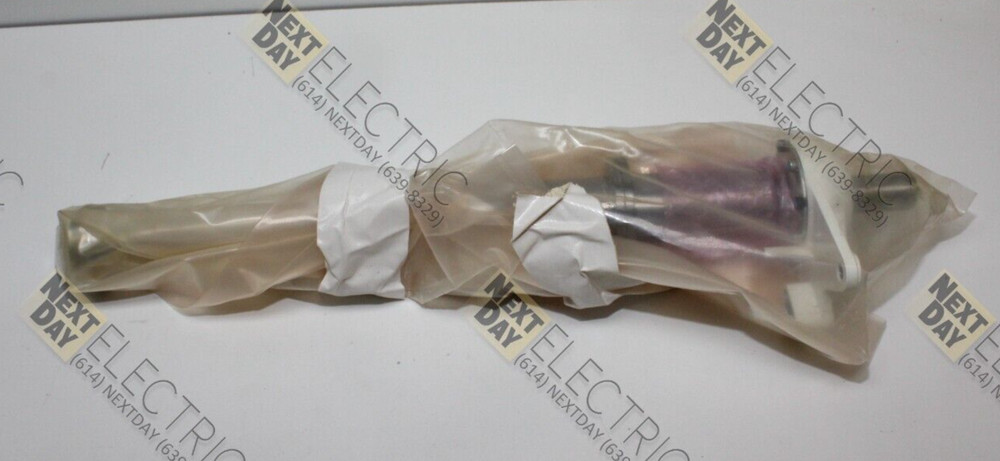 Denso shaft Robot Yamaha Epson THK NJL 11074 5506 II-6 Unsure??