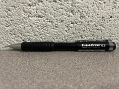 Pentel Twist-Erase 0.7mm Automatic Pencil Black Barrel QE517A