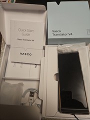 Vasco Translator V4 Universal Voice Real Time Language Translator Box & Charger