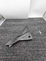 UM 67385B 30C3 Ripper Point Shark Fin Casting For Unverferth ATR 67951B