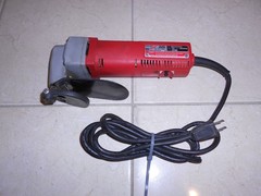 MILWAUKEE MODEL 6805 SHEET METAL SHEAR 16 GAUGE 120 VOLTS