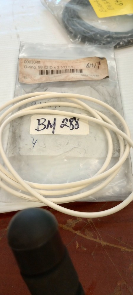 LOT OF 4 O RINGS 98.02ID x 3.53 THK