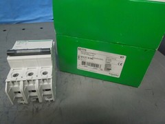 Schneider 60170 Multi 9 C60 C Curve 2A 3p 240VAC 60VDC Din Rail Breaker Surplus