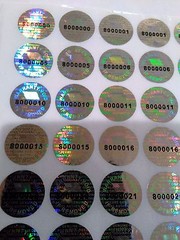200 ROUND Pair serial 14 MM TAMPER EVIDENT SECURITY VOID HOLOGRAM LABELS SEALS