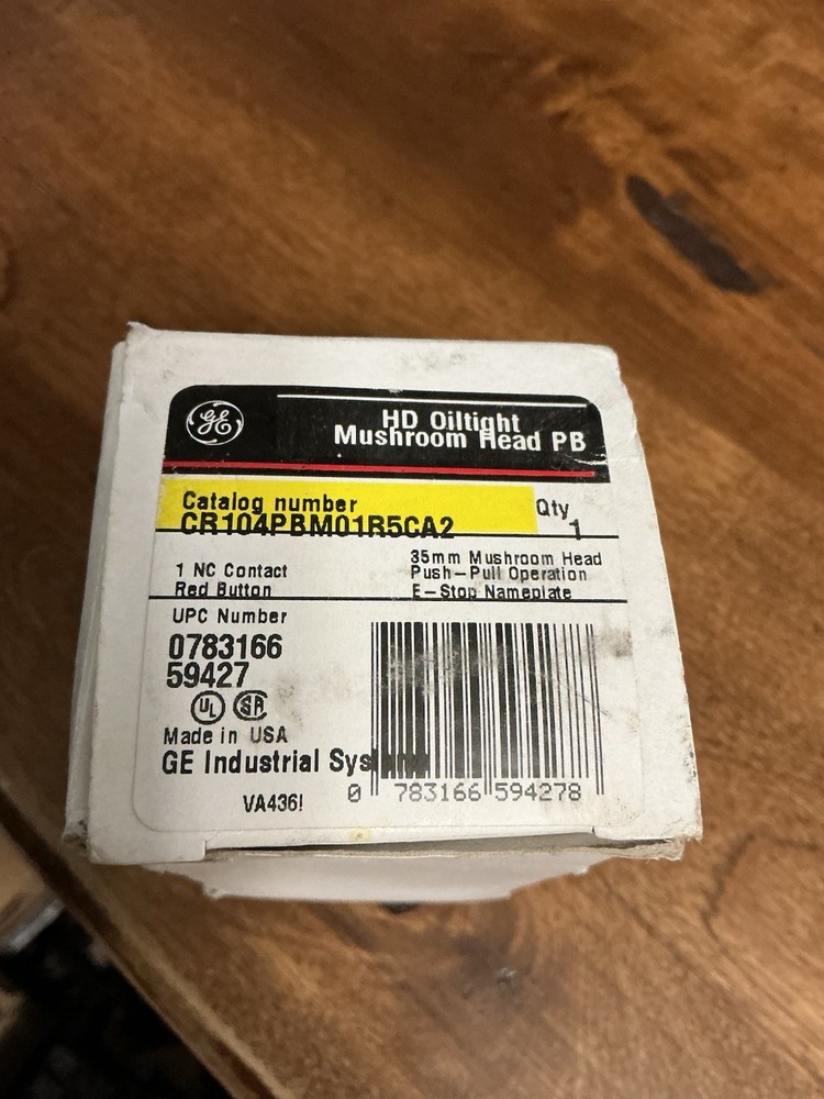 General Electric Heavy-Duty Oiltight Mushroom Head Pushbutton Switch Open Box