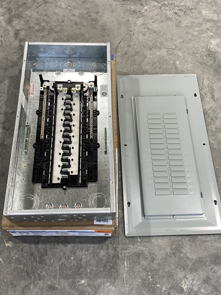 Eaton BRP30L200G Main Lug Panel BR 200A 240V 1Ph 3Wire 60Cir 30Sp NEMA 1 Plu New
