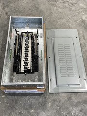 Eaton BRP30L200G Main Lug Panel BR 200A 240V 1Ph 3Wire 60Cir 30Sp NEMA 1 Plu New