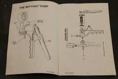 Lincoln Industrial Mityvac II Plastic Vacuum Pump Handheld with User Manual