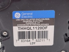 GE General Electric THHQL1120DF Plug-IN Circuit Breaker 20A 1P 120V Dual Functio