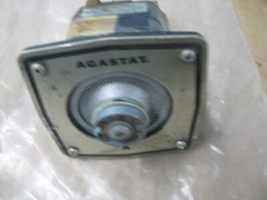 NEW KUHNKE /AGASTAT PT35H PNEUMATIC TIMER 0-30MIN ON DELAY 5-140PSI P9710