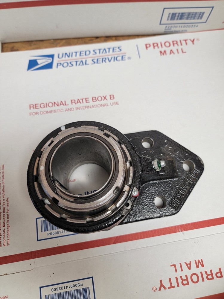 Rexnord ZFD6115CB81 1 15/16 FLANGE ROLLER BRG