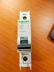 👀 NEW SCHNEIDER ELECTRIC 2 AMP CIRCUIT BREAKER 1 POLE 240 VAC 60120