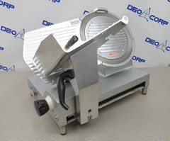 Avantco SL512 12″ Semi-Automatic Gravity Feed Meat Slicer 1/2 hp