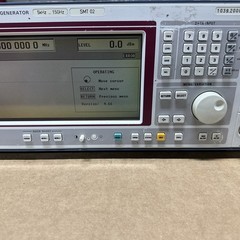 Rohde & Schwarz SMT02 5 KHz-1.5 GHz Signal Generator Opt SM-B4 SM-B6 SM-B8
