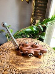 Cross Hydraulic Control Valve 3 Position Lever Tractor Loader Valve monoblock