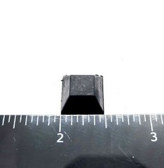 Guitar Pedal Feet 1/4″ Thick x 1/2″ Wide Solid Rubber Stick On Bumpers 20 Pack
